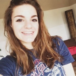 Meet your Posher, Lexi